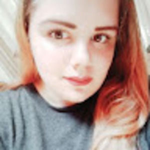 Meet your Posher, Holly